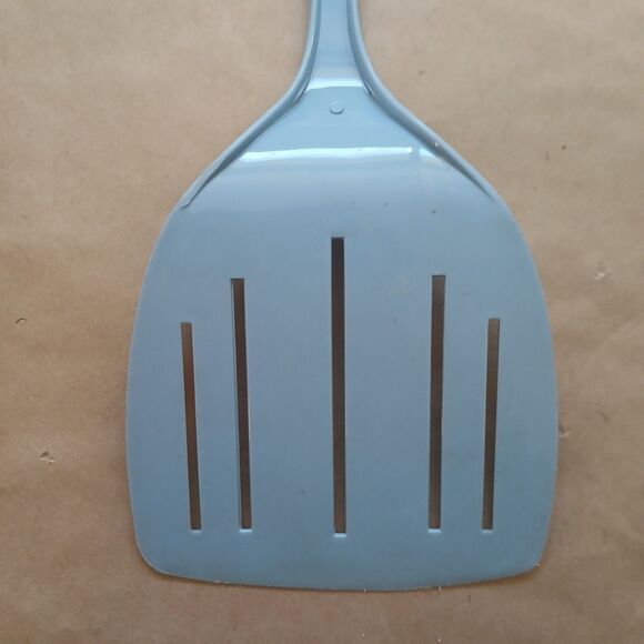 Vintage Foley Slate Blue Nylon Spatula 5 Slot Wide Blade - Picture 4 of 5